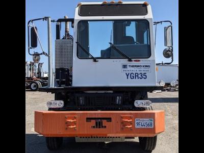 2017 TICO PROSPOTTER YGR35 Yard Spotter Truck, Terminal Truck Image 2